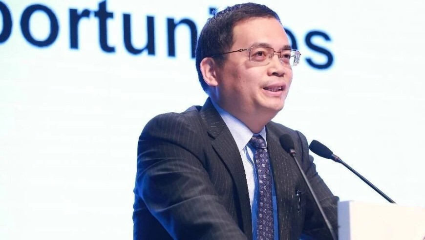 香港二四六开奖结果开奖记录,方大同悼念仪式手卡上留下最后的话,多元化方案执行策略_开发版V13.15